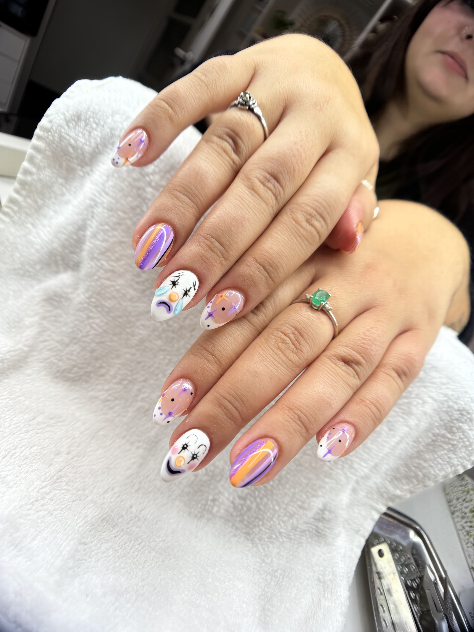 Polished nail Studio nail photo 6